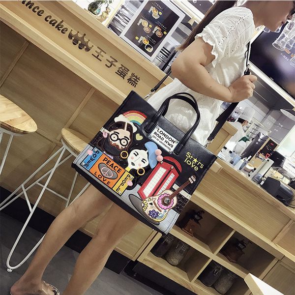 designer 2019 new womens cross-border messenger bag fashion womens handbag shoulder tote bag a generation of high quality
designer 2019 new womens cross-border messenger bag fashion womens handbag shoulder tote bag a generation of high quality