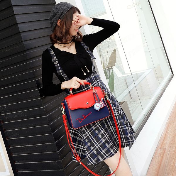 doraemon 2020 embroidery hand hand new fashion korean all-match messenger bag women's embroidery simple bag, White
doraemon 2020 embroidery hand hand new fashion korean all-match messenger bag women's embroidery simple bag, White