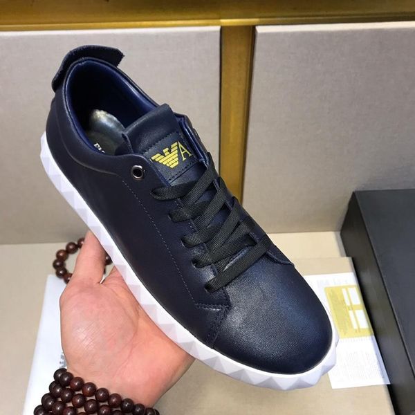 2019r latest leather men's shoes, comfortable and breathable sports shoes, fashion trend low shoes, original box delivery: 38-44 yards, Black
2019r latest leather men's shoes, comfortable and breathable sports shoes, fashion trend low shoes, original box delivery: 38-44 yards, Black
