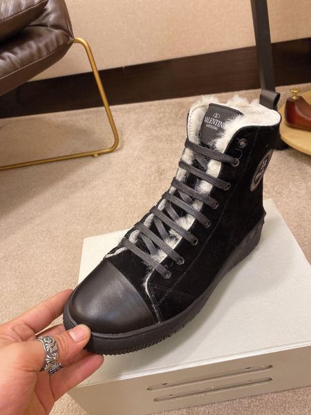 2019l winter new martin boots men's leather snow boots high to help boots street warm fur one thick cotton shoes tide, size: 38-45
2019l winter new martin boots men's leather snow boots high to help boots street warm fur one thick cotton shoes tide, size: 38-45