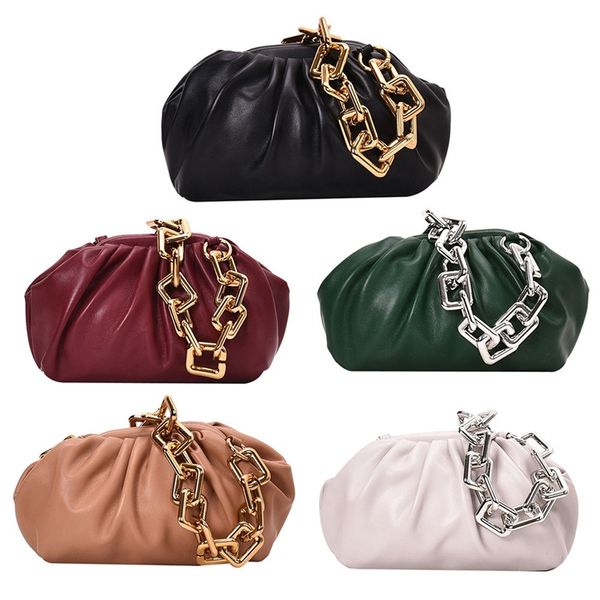 2020 fashion personality chain shoulder shoulder bag 
2020 fashion personality chain shoulder shoulder bag