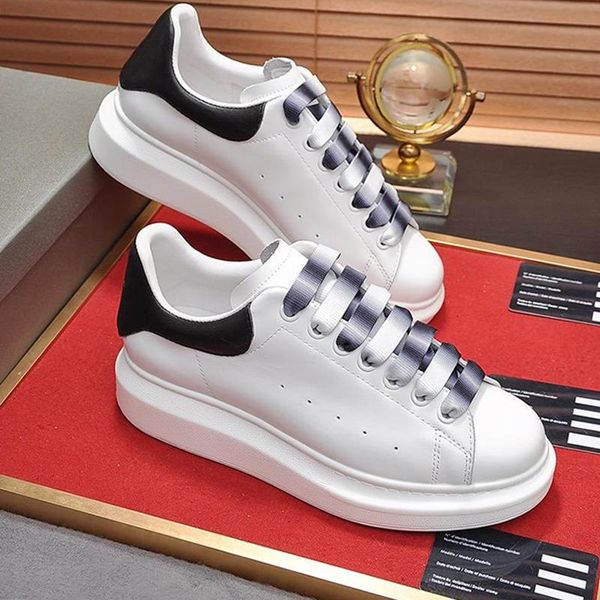 new arrival oversized sneaker men 's shoes drop ship fast delivery breathable vintage footwears luxury sneakers lace -up casual mens s, Black
new arrival oversized sneaker men 's shoes drop ship fast delivery breathable vintage footwears luxury sneakers lace -up casual mens s, Black