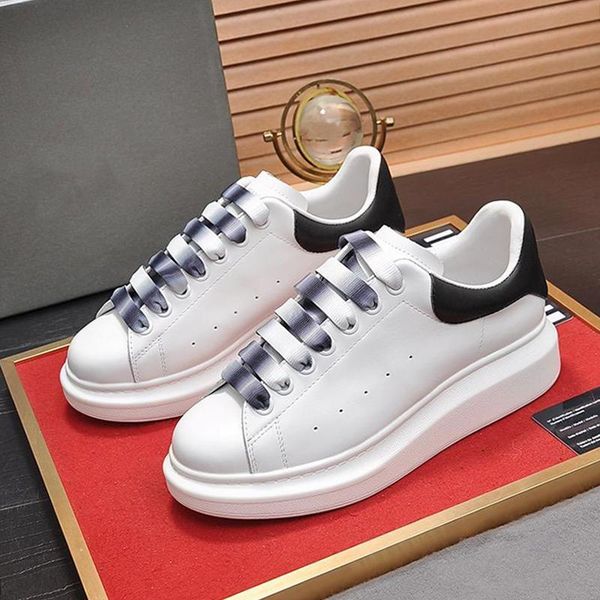 oversized sneaker men 's shoes lightweight autumn and winter fashion sneakers flats platforms comfortable chunky sneakers lace -up men, Black
oversized sneaker men 's shoes lightweight autumn and winter fashion sneakers flats platforms comfortable chunky sneakers lace -up men, Black