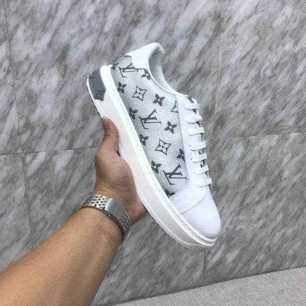 new1 luxury men's casual shoes fashion comfortable sports shoes outdoor comfortable travel shoes original box packaging zapatos hombre, Black
new1 luxury men's casual shoes fashion comfortable sports shoes outdoor comfortable travel shoes original box packaging zapatos hombre, Black