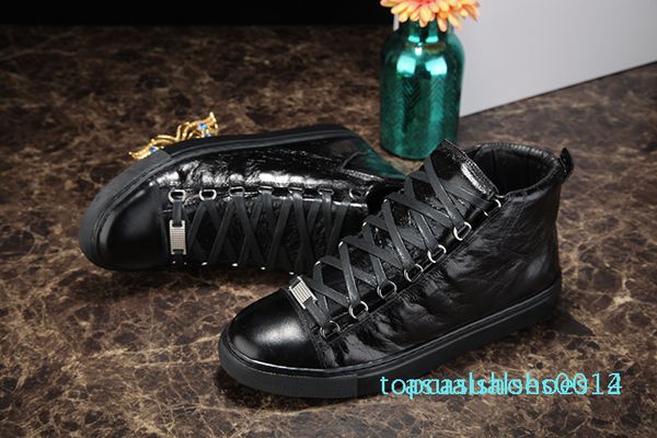 2018 new designer name brand man casual shoes flat kanye west fashion wrinkled leather lace-up high trainers runaway arena shoes 46 c14, Black
2018 new designer name brand man casual shoes flat kanye west fashion wrinkled leather lace-up high trainers runaway arena shoes 46 c14, Black