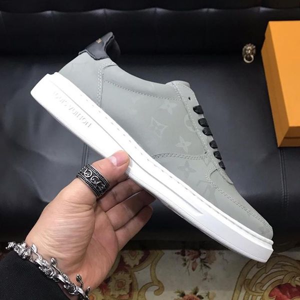 low mens shoes new arrival chaussures pour hommes sports sneakers plus size lace -up luxury fashion flats platforms shoes outdoor walkin
low mens shoes new arrival chaussures pour hommes sports sneakers plus size lace -up luxury fashion flats platforms shoes outdoor walkin