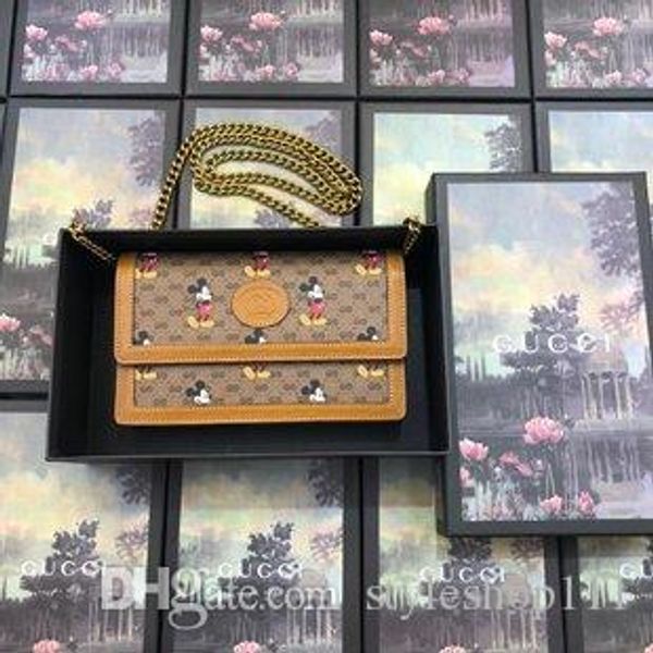 women bag designer luxury handbags shoulder bag crossbody wallet genuine leather 7339044 602531 size 20*12.5*4 with box
women bag designer luxury handbags shoulder bag crossbody wallet genuine leather 7339044 602531 size 20*12.5*4 with box
