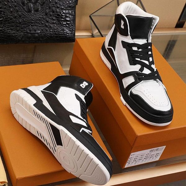trainer sneaker mid -men 's shoes sale herren luxus marken schuhe breathable fashion footwears lace -up casual men shoes fast deli, Black
trainer sneaker mid -men 's shoes sale herren luxus marken schuhe breathable fashion footwears lace -up casual men shoes fast deli, Black