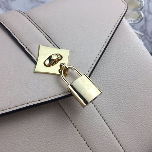 2020 new women's messenger bag shoulder bag casual fashion bag
2020 new women's messenger bag shoulder bag casual fashion bag