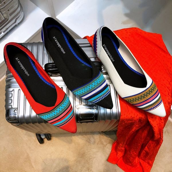 2020 summer new woven casual single shoes pointed shallow mouth color matching breathable soft bottom comfortable wild simple, Black
2020 summer new woven casual single shoes pointed shallow mouth color matching breathable soft bottom comfortable wild simple, Black