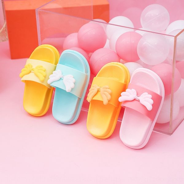 2020 new children' small wings indoor home children children sandals children' slippers soft bottom anti-skid sandals slippers, Black;grey
2020 new children' small wings indoor home children children sandals children' slippers soft bottom anti-skid sandals slippers, Black;grey