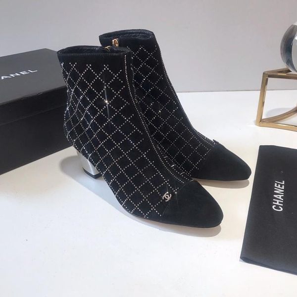 2020et winter luxury women's casual fashion high-casual shoes, outdoor casual travel shoes, fast delivery with original box, Black
2020et winter luxury women's casual fashion high-casual shoes, outdoor casual travel shoes, fast delivery with original box, Black