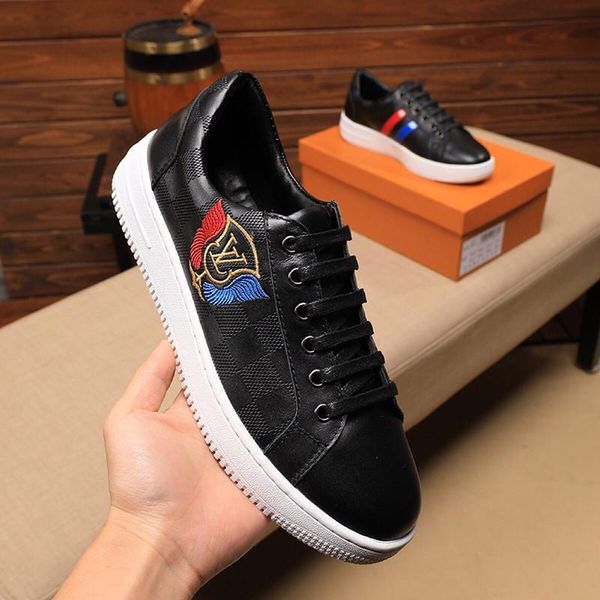 2020p luxury design leather printed rubber sole sneakers fashion wild mens casual shoes men's banquet shoes size: 38-45, Black
2020p luxury design leather printed rubber sole sneakers fashion wild mens casual shoes men's banquet shoes size: 38-45, Black