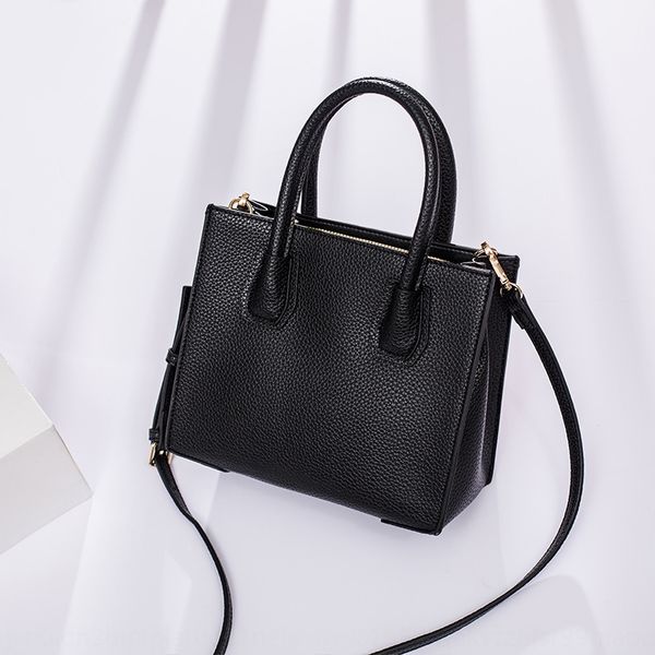women 2020 new messenger shoulder small square pu litchi pattern hand casual fashion small square bag shoulder messenger bag
women 2020 new messenger shoulder small square pu litchi pattern hand casual fashion small square bag shoulder messenger bag