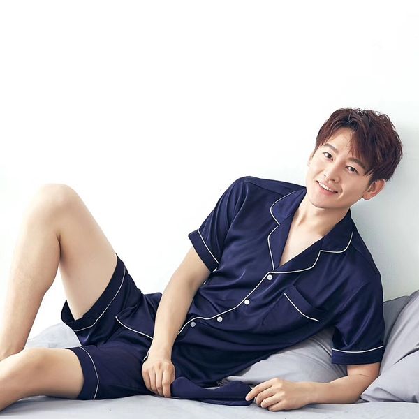 wtbn6 2020 new -like home clothes short skirt silk satin pajamas men's short-sleeved shorts snow silk satin loose large size leisure ho, Black;brown
wtbn6 2020 new -like home clothes short skirt silk satin pajamas men's short-sleeved shorts snow silk satin loose large size leisure ho, Black;brown
