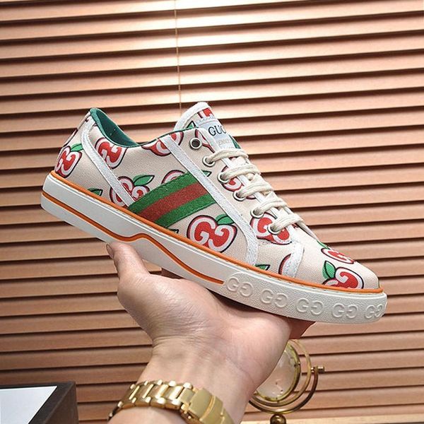 mens sports shoes breathable sports trainers with box zapatos de hombre mens tennis 1977 sneaker luxury design fast ship scarpe da uomo, Black
mens sports shoes breathable sports trainers with box zapatos de hombre mens tennis 1977 sneaker luxury design fast ship scarpe da uomo, Black