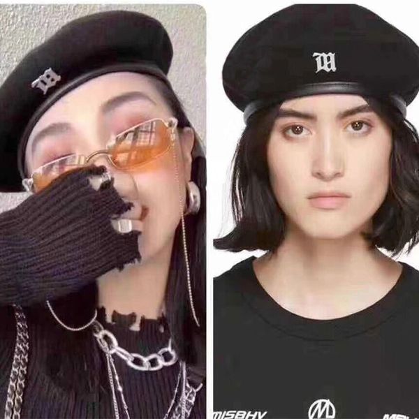 2019 net red embroidery knitted bud hat winter men's and women's fashion black dome painter embroidered wool wool hat, Blue;gray
2019 net red embroidery knitted bud hat winter men's and women's fashion black dome painter embroidered wool wool hat, Blue;gray