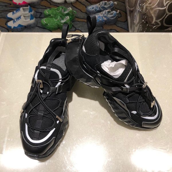 designer womens mens casual shoes luxur black white color matching grid round head platform sneakers with box size 34-45
designer womens mens casual shoes luxur black white color matching grid round head platform sneakers with box size 34-45