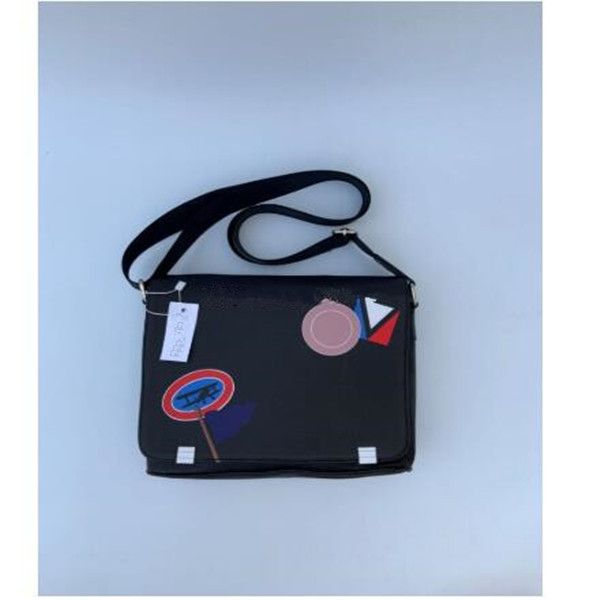 good quality 2020 classic fashion men leather messenger bags cross body bag school bookbag shoulder bag briefcase 26cm tablet bag
good quality 2020 classic fashion men leather messenger bags cross body bag school bookbag shoulder bag briefcase 26cm tablet bag