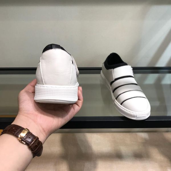 2019u new men's leather sneakers trend shoes, comfortable and breathable wild white shoes, the original box delivery 38-4411, Black
2019u new men's leather sneakers trend shoes, comfortable and breathable wild white shoes, the original box delivery 38-4411, Black