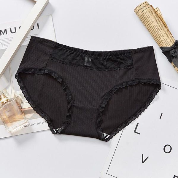 2020 summer new ice silk seamless underwear female lace mid-waist ladies briefs, Black;pink
2020 summer new ice silk seamless underwear female lace mid-waist ladies briefs, Black;pink