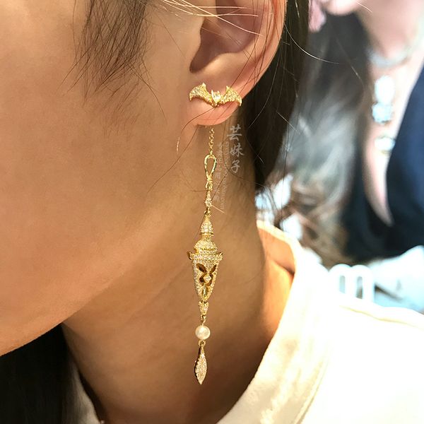 may 2018 s de genuine procurement service sterling silver color crystal diamond tassel long earrings jewelry factory direct wholesale, Golden
may 2018 s de genuine procurement service sterling silver color crystal diamond tassel long earrings jewelry factory direct wholesale, Golden