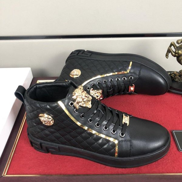 2020e fall fashion limited edition men's high-comfort casual shoes, high-end outdoor wild sports men's shoes, size: 38-45
2020e fall fashion limited edition men's high-comfort casual shoes, high-end outdoor wild sports men's shoes, size: 38-45