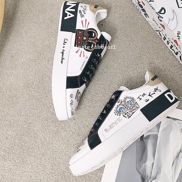 21210i luxury men and women graffiti hand -painted lace -up daily casual sports shoes ,fashionable wild high -end couple banquet shoes ,35, Black
21210i luxury men and women graffiti hand -painted lace -up daily casual sports shoes ,fashionable wild high -end couple banquet shoes ,35, Black