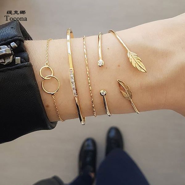new fashion vintage gold color charming bangles hollow round leaf clear crystal stone women ladies jewelry wholesale, Black
new fashion vintage gold color charming bangles hollow round leaf clear crystal stone women ladies jewelry wholesale, Black