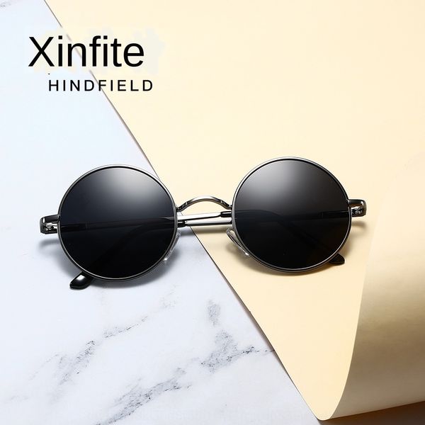 metal polarized sun 7711l crown sun fashion polarized glasses universal sun glasses for men and women, White;black
metal polarized sun 7711l crown sun fashion polarized glasses universal sun glasses for men and women, White;black