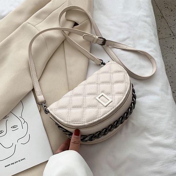 2020 women pu leather shoulder bags girls brief flap casual messenger bags new semi-circular chain decoration with saddle bag
2020 women pu leather shoulder bags girls brief flap casual messenger bags new semi-circular chain decoration with saddle bag