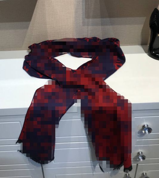 2020 scarf new luxury floral dot velvet scarfs winter spring mens fasion muffler polka dot cashmere neckerchief scarves 4 colors l 2021101p, Blue;gray
2020 scarf new luxury floral dot velvet scarfs winter spring mens fasion muffler polka dot cashmere neckerchief scarves 4 colors l 2021101p, Blue;gray