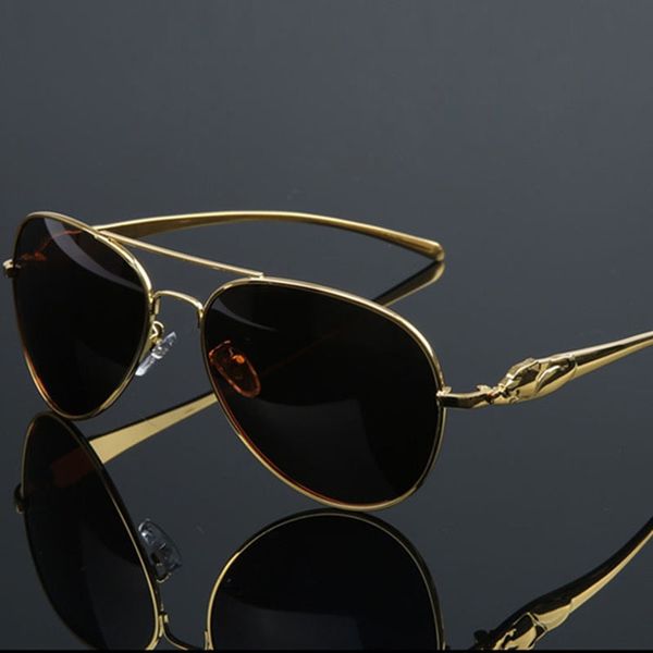 mirror mirror beauty polarized sun sun beauty sun driver driving glasses leopard leg metal frame sunglasses men's and women's gogg, White;black
mirror mirror beauty polarized sun sun beauty sun driver driving glasses leopard leg metal frame sunglasses men's and women's gogg, White;black