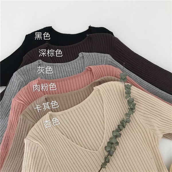 women's v-neck knitted long-sleeved close-fitting warm base shirt pullover trendy pullover slimming sweater, White;black
women's v-neck knitted long-sleeved close-fitting warm base shirt pullover trendy pullover slimming sweater, White;black
