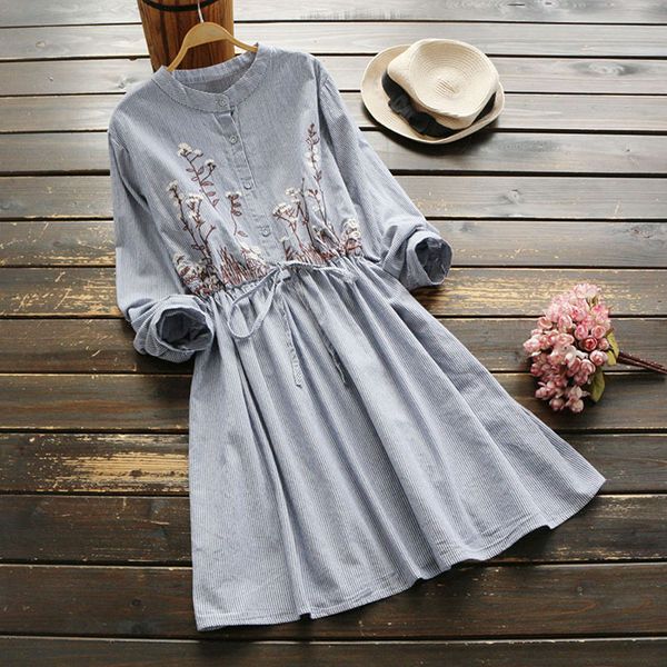 4959 autumn women dress sweet japan style flower embroidery cotton stripe lacing stand collar long sleeve midi dresses women, Black;gray
4959 autumn women dress sweet japan style flower embroidery cotton stripe lacing stand collar long sleeve midi dresses women, Black;gray