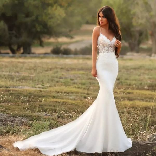 mermaid wedding dress 2020 lace spaghetti strap open back zip up bridal gown modest stain beach vestido de noiva customize, White
mermaid wedding dress 2020 lace spaghetti strap open back zip up bridal gown modest stain beach vestido de noiva customize, White