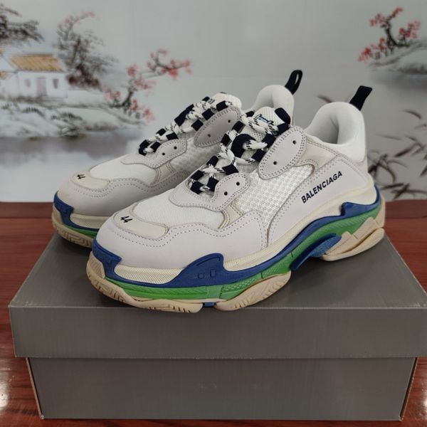 2020jr designer designs new leisure and entertainment hiking shoes, outdoor jungle adventure shoes, original packaging and box delivery, Black
2020jr designer designs new leisure and entertainment hiking shoes, outdoor jungle adventure shoes, original packaging and box delivery, Black