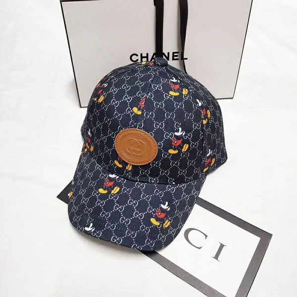 2020 Top Quality Popular Ball Caps Canvas Leisure Fashion Sun Hat for Outdoor Sport Men Strapback Hat Famous Baseball Cap With Box
2020 Top Quality Popular Ball Caps Canvas Leisure Fashion Sun Hat for Outdoor Sport Men Strapback Hat Famous Baseball Cap With Box