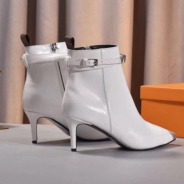 elegant round toe women 's boots 2019 martin boots high -heeled single ankle boots leather platform chunky booties l65 womens shoes fa
elegant round toe women 's boots 2019 martin boots high -heeled single ankle boots leather platform chunky booties l65 womens shoes fa