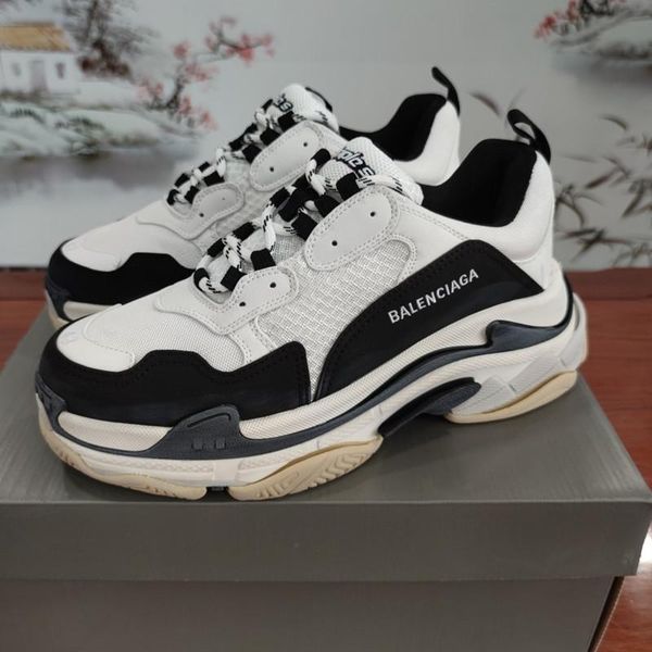 2020dl designer to create casual and comfortable all-match sports shoes, travel shoes outsole non-slip design with original box delivery, Black
2020dl designer to create casual and comfortable all-match sports shoes, travel shoes outsole non-slip design with original box delivery, Black