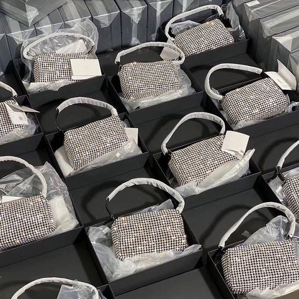 new fashion luxury designer woman lady designer handbag super sparkling full rhinestone diamonds pouch clutch bags
new fashion luxury designer woman lady designer handbag super sparkling full rhinestone diamonds pouch clutch bags