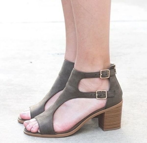 2020 ankle strap heels women sandals summer shoes women open toe chunky high heels party dress sandals big size 35-43, Black
2020 ankle strap heels women sandals summer shoes women open toe chunky high heels party dress sandals big size 35-43, Black
