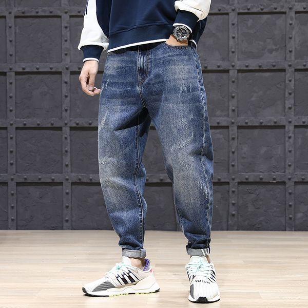 fashion streetwear men jeans loose fit blue color denim harem pants wide leg trousers korean style hip hop jeans men cargo pants
fashion streetwear men jeans loose fit blue color denim harem pants wide leg trousers korean style hip hop jeans men cargo pants