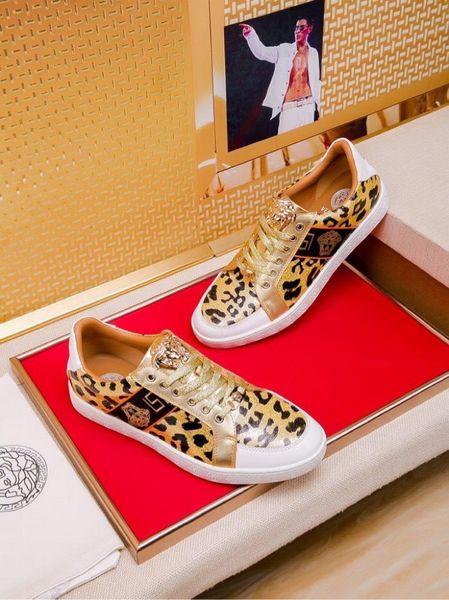 2020u new custom printed embroidered leather men's low-lace-up casual shoes, high-quality fashionable outdoor sports shoes, size: 3, Black
2020u new custom printed embroidered leather men's low-lace-up casual shoes, high-quality fashionable outdoor sports shoes, size: 3, Black