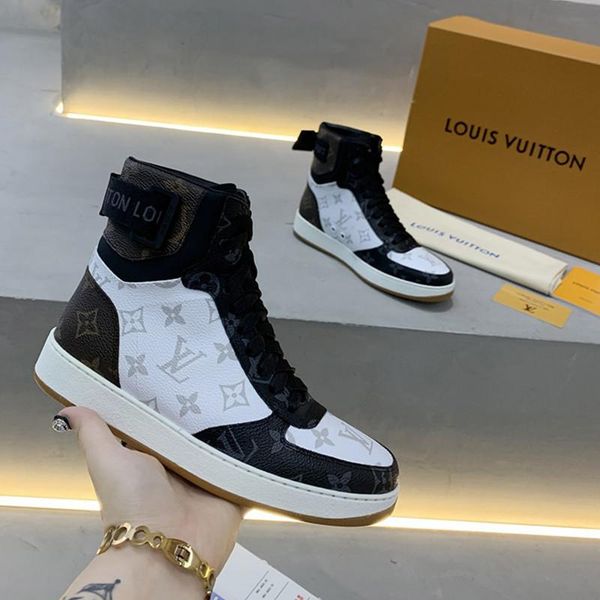 0238 high-quality men's casual sports shoes and designer luxury outdoor casual shoes, the original box size is 38-45, Black
0238 high-quality men's casual sports shoes and designer luxury outdoor casual shoes, the original box size is 38-45, Black