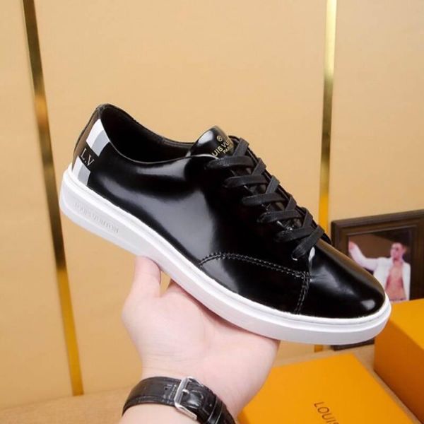 2020v new luxury design fashion printed leather rubber sole sneakers all-match breathable mens casual shoes mens banquet shoes size: 38-451, Black
2020v new luxury design fashion printed leather rubber sole sneakers all-match breathable mens casual shoes mens banquet shoes size: 38-451, Black