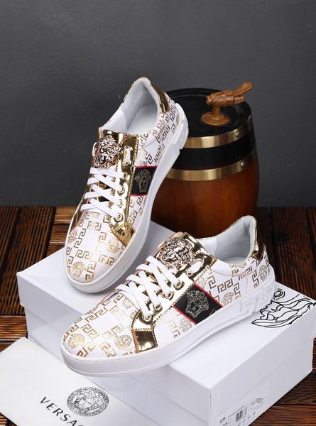 2020m limited edition men's leather embroidered low casual shoes large size fashionable lace up sneakers, size: 38-45, Black
2020m limited edition men's leather embroidered low casual shoes large size fashionable lace up sneakers, size: 38-45, Black