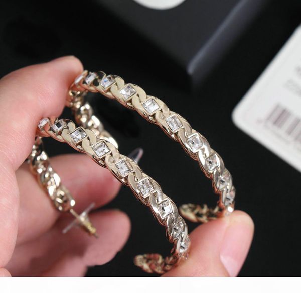 fashion brand have stamps crystal hoop earrings aretes for lady women party wedding lovers gift engagement jewelry with box chb0419, Golden;silver
fashion brand have stamps crystal hoop earrings aretes for lady women party wedding lovers gift engagement jewelry with box chb0419, Golden;silver
