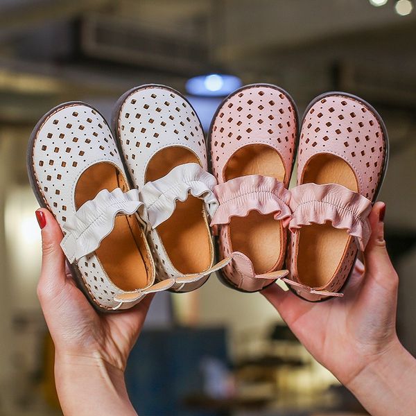 2020 new girls' sandals baby toddler sandals children's children's soft sole anti-slip hole 1-5 small leather shoes princess, Black;red
2020 new girls' sandals baby toddler sandals children's children's soft sole anti-slip hole 1-5 small leather shoes princess, Black;red