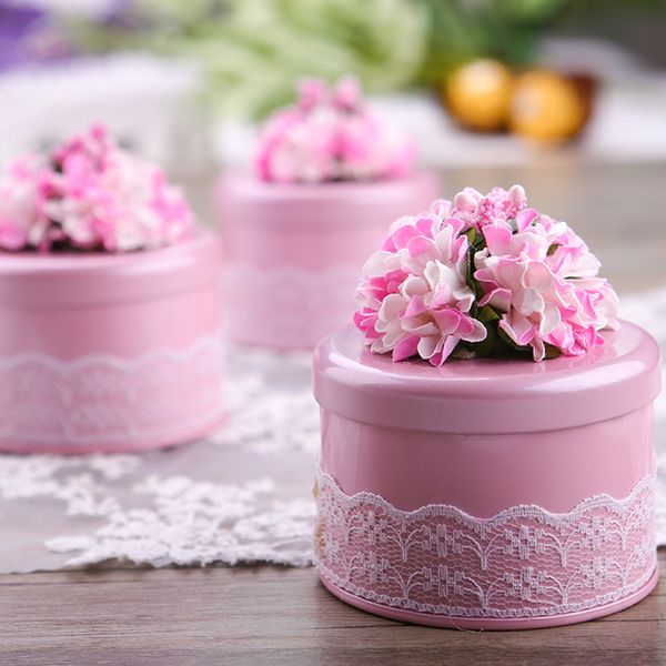 10pcs / серия творческий круглой формы tinplate венчания конфеты коробка с красивый цветок малый партия фавор подарочная коробка розовый / ф
10pcs / серия творческий круглой формы tinplate венчания конфеты коробка с красивый цветок малый партия фавор подарочная коробка розовый / ф